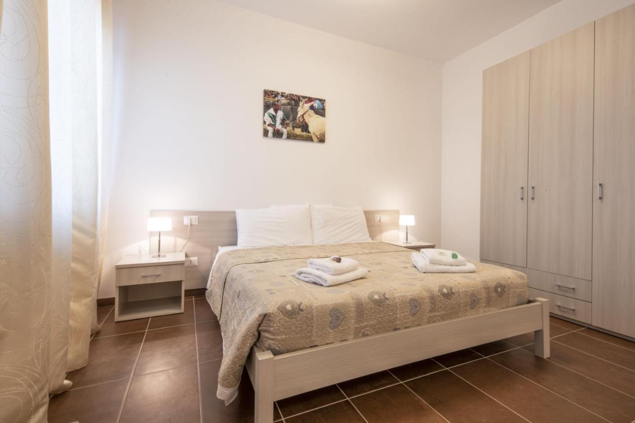 Agriturismo La Bioca Castiglione Falletto Bagian luar foto