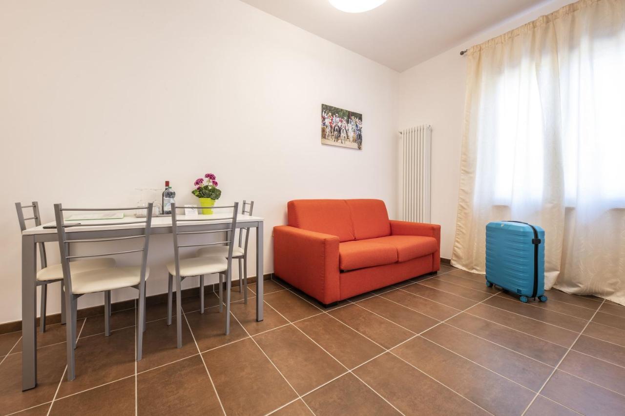 Agriturismo La Bioca Castiglione Falletto Bagian luar foto